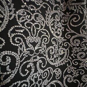 ✨ Dressbarn Woman Collection Black Beaded Tank Top (Size 18/20) ✨